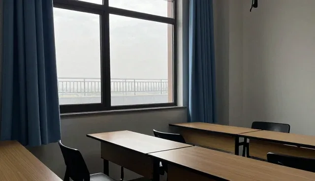 稳定性保障在技术培训中的关键作用与选型考量